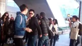 [fancam] 12/11/9 SNSD Girls Generation arriving at LAX + YG kwon Dony