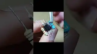 How To Make A Flashing LED Circuit  #shorts #circuit #howtomake