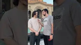 А какую песню слушаете Вы, когда Вам грустно?✍️ Я , например, Ramil - Сияй😍