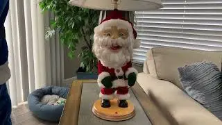 Gemmy Big heads Santa