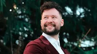 Calum Scott - White Christmas (Live Performance)