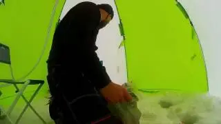 Ловля леща зимой в палатке Медведь 3.