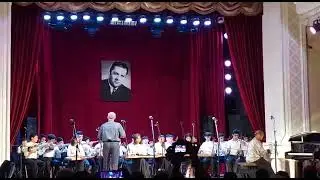 V.Adıgözəlov 