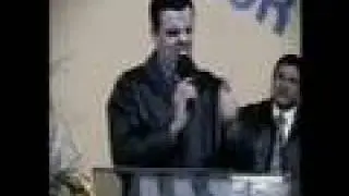 Jackson.cantando,ele.