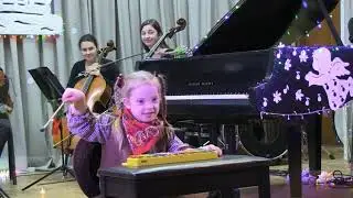 10НОВОГОДНИЙ КОНЦЕРТ Семейный центр «ЛАД» 2018