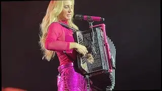 Melissa Naschenweng - Opas Hit Medley