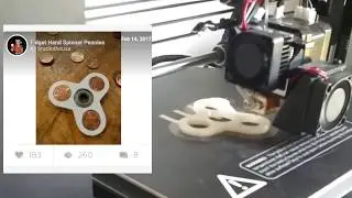 3D printing a fidget spinner that uses pennies for weights