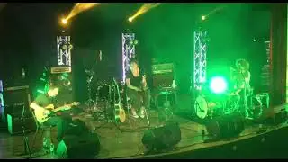 A garota não - Prédio mais alto, live@Barreiro 08Apr23