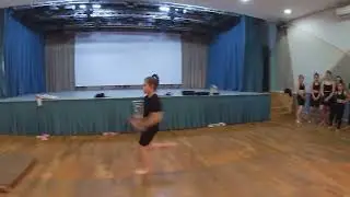 Маховое сальто (колесо без рук)