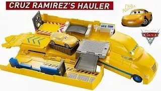 Cruz Ramirez Cars 3 Transporter Hauler