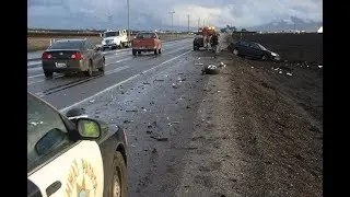 New CAR CRASH COMPILATION 2017    RUSSIA//GERMANY//USA
