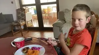 Ещё один день в чешской деревне.Котлеты,аджика и иван-чай.