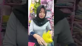 MAMAH CANTIK LIVE JUALAN HIJAB JILBOB LARIS MANIS