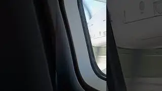 Landing Speed of Aeroplane | Plane Landing Speed on Runway | Aeroplane in sky