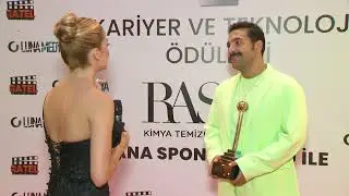 CİHAT SÜVARİOĞLU – YILIN ERKEK KOMEDİ OYUNCUSU – KIRMIZI HALI