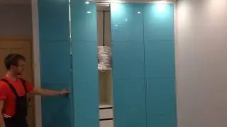 Шкаф-купе в спальню. МДФ покраска. Складная система Hettich Wing Line. Двери гармошка, книжка. Киев.