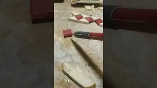 Как делать треугольники на четки👍