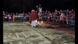 Svatého Martina na bílém koni uvítaly v Příbrami stovky lidí