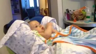 Рубим с Сашей мы дрова)))