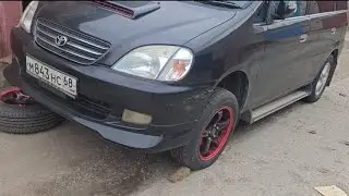 замена стойки стабилизатора и метод выявления на Тойота Надя .