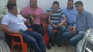 Vitico Castillo - “Tengo Una Baja   Aquí Compartiendo Este Tema Nuevo Amanecios Con Mis Panas