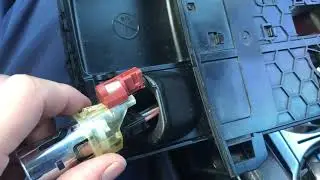 Замена лампочки в Прикуривателе подсветки MERCEDES GL,ML