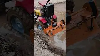 tractor in mud #shorts #tractor #mud #diy