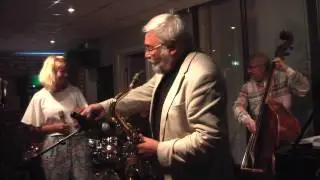 13 - It Don´t Mean A Thing If It Ain´t Got That Swing - Hannah Svensson at Falsterbo Jazzklubb