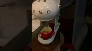 وقتی همه چیز درسته اما #لته_آرت بلد نیستی  #smeg #spresso #latteart