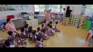 Peer Teaching English as a Foreign Language, using teens in the kindergarten classroom