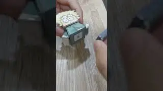 making tweek tweak papercraft south park :D 
