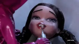 Stan Twitter: Bratz when they lose their lip filler...👁👄👁