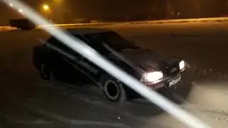 Moje prvo driftovanje (My first drift) - Audi 90
