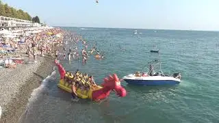 Сочи Лазаревское Кормилец Санёк, таблетка, банан 4К (полный экран)