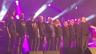 אלון אולארצ׳יק | ״בחור חדש״ | גן יבנה פארק רמון בהופעה חיה