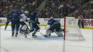 Alexander Edler BIG HIT on Drew Doughty (April 15th, 2010)