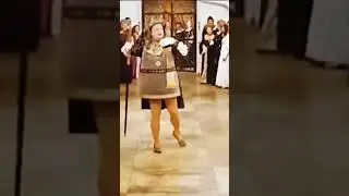 Бал 3 орешка для Золушки.