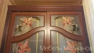 Встроенный шкаф-купе с витражом ручной работы. Шкаф-купе зеркальный. Проект Мебель Молчанов.