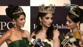 Vasuki Sunkavalli, Parul Duggal & Tanvi Singla on the Ramp