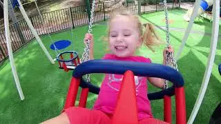 Playing in the playground (Mcdonald instruenta  l)