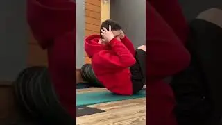 На прямую и косую мышцу живота 