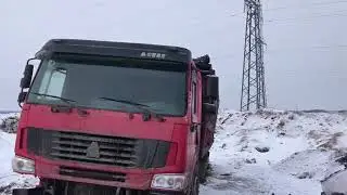 Обнаружен автомобиль застрявший при выгрузке химотходов у деревни Жданово