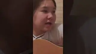 Вокруг людей куча✨|кавер на гитаре 😍