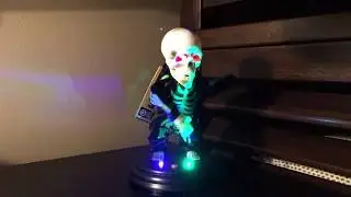 (Gemmy) Grave Ravers - Green Skeleton - Club Can't Handle Me (VERY RARE)