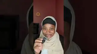 Fake sign language interpretor arrested in Washington DC despite her professionalism .