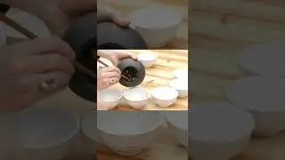 Drinking Wild Honey Oolong 
