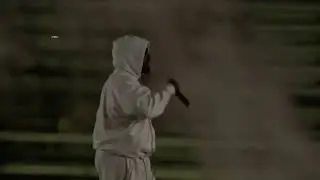 Kanye West performs 'Famous' in South Korea