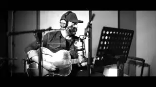 Dan Sultan - Mountaintop (Live From the Way of the Eagle Studios)