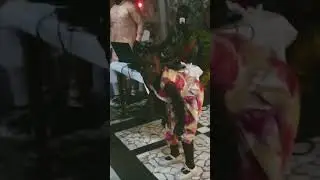 The dance of Kiss Daniel 🤣😂 