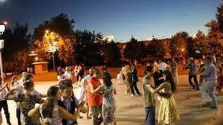 Танцы в парке Горького. Богемская полька. балансе.рф